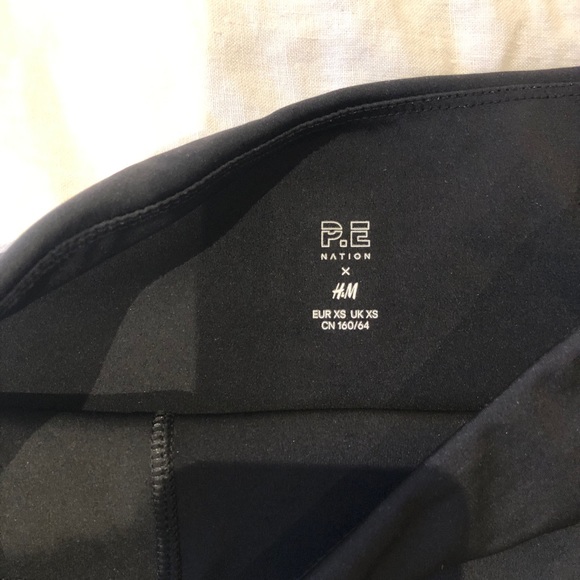 PE NATION x H&M activewear leggings - Picture 3 of 5